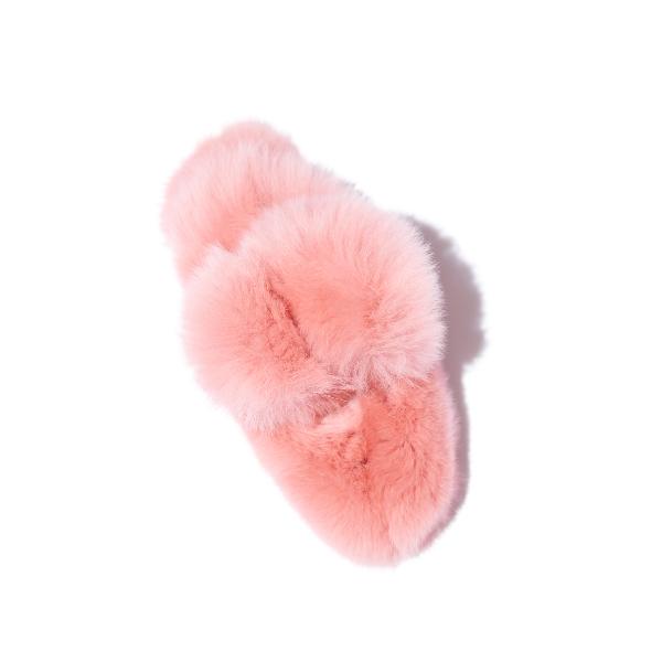 Fluffy Bunny Claw in Pink