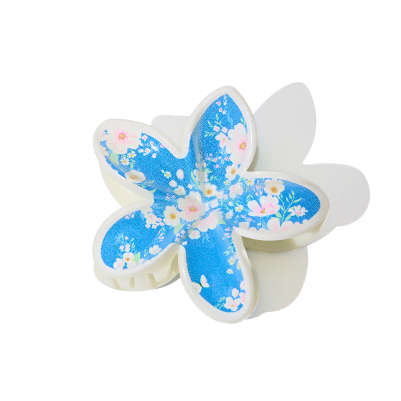 Frangipani Claw in White