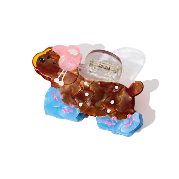 Puppy on a Walk Claw in Brown