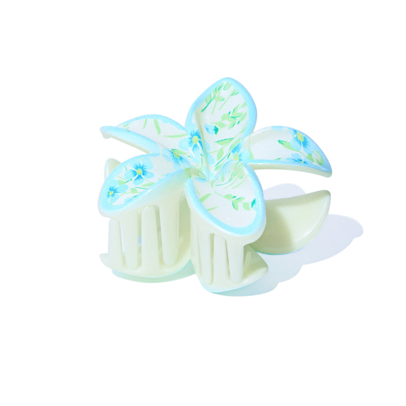 Frangipani Claw in White
