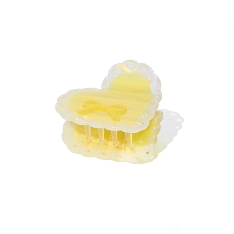 Laced Heart Hair Claw in Yellow Bowknot