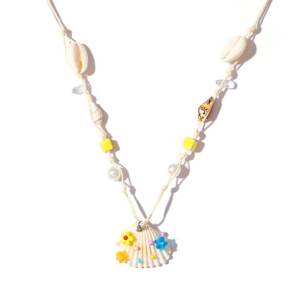 Beach Town Souvenir Necklace in Flower