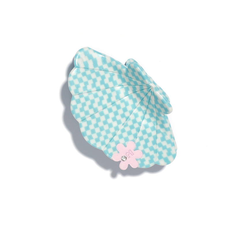 Blooming Shell Hair Claw in Sea