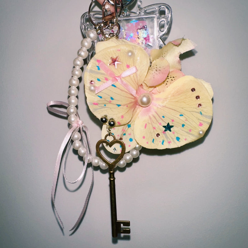 Tropical Summer Bag Charm Keychain