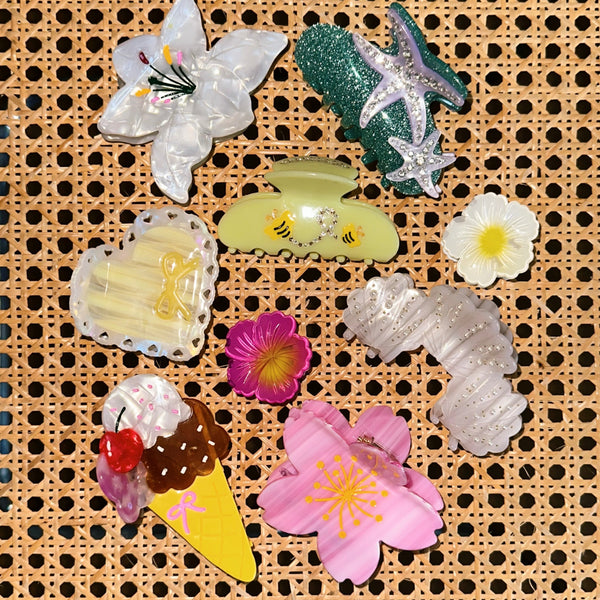 Pearl Seashell Claw