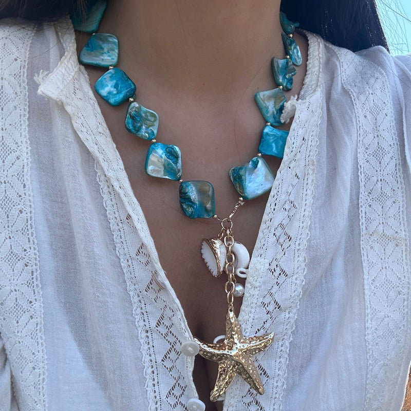 Beachside Breeze Necklace in Ocean