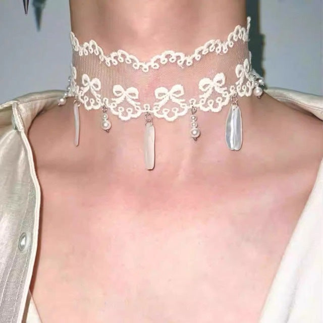 Ivory Teardrop Chocker