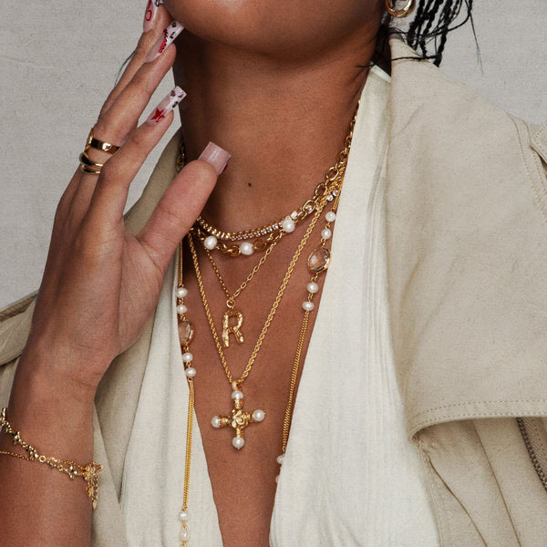 Sunbeam Crosslet Necklace in Pearl