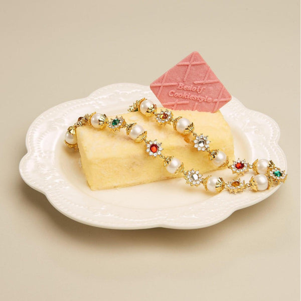 Kiss and Tell Necklace