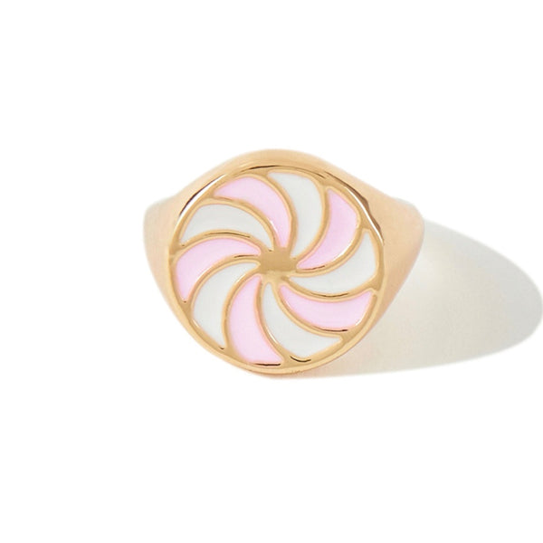 Danish Cookie Ring in Vanilla Cream